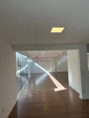 SOBRADO PARA VENDA E LOCAÇÃO NO CONDOMÍNIO RESERVATTO - JUNDIAÍ/SP