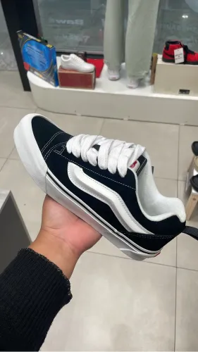 Vans Knu Skool 