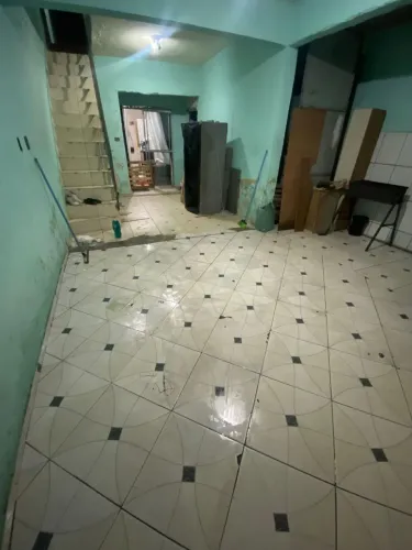 Casa 4 Quartos com Garagem Grande no Jardim Lenize - Guarulhos