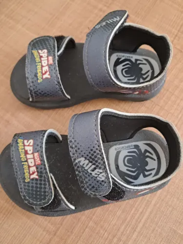Sandália homem aranha 20/21
