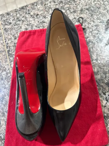 Salto CHISTIAN LOUBOUTIN