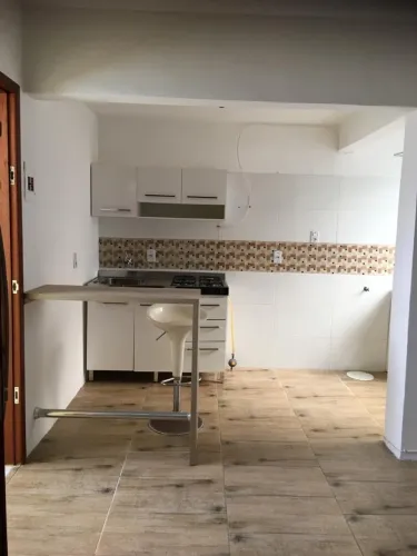 EXCELENTE AP CENTRO. BOM PARA ESTUDANTE