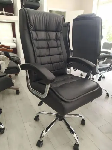 CADEIRA PRESIDENTE MOLAS LUXO MONTREAL Novas
