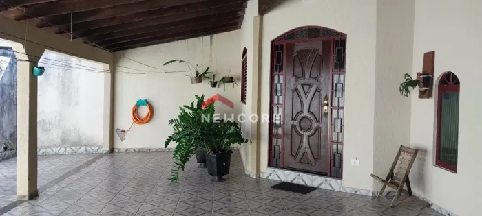 Casa em Avenida Garcia Lorca - Marta Helena - Uberlândia/MG