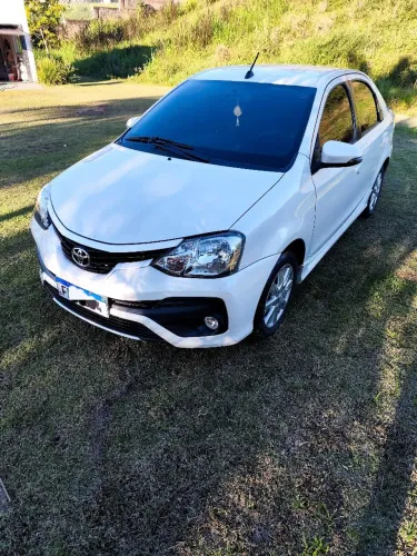 Toyota Etios XLS Sedan 1.5 Flex 16V 4P Aut. 2018