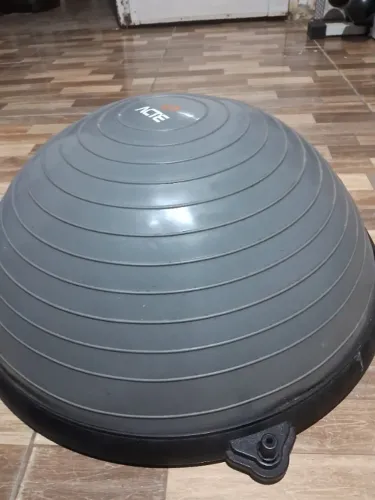 Meia bola bosu