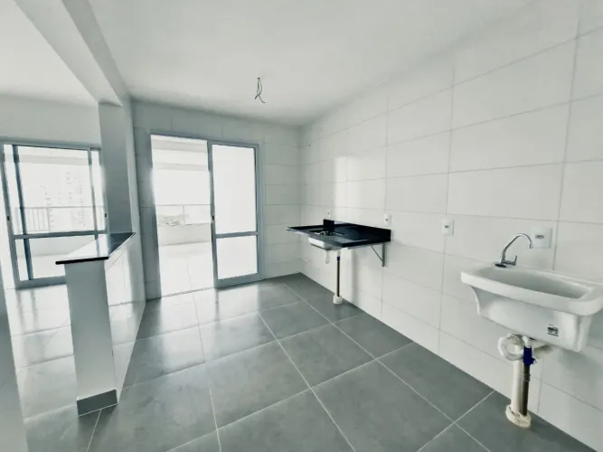 Apartamento para Venda em Guarujá, Praia da Enseada, 2 dormitórios, 1 suíte, 2 banheiros,