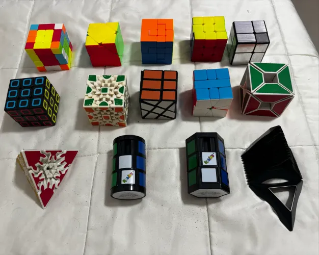 Coleção de cubos mágicos