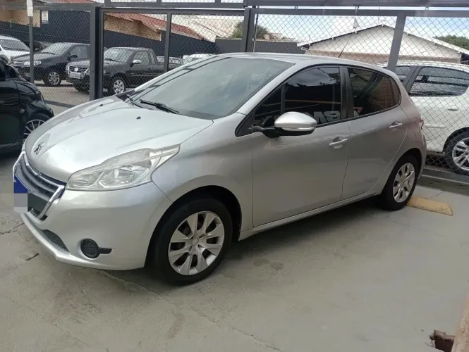 Peugeot 208 Active Pack 1.2 Flex 12V 5P Mec. 2014