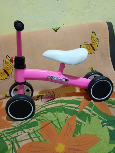Bicicleta de equilíbrio
