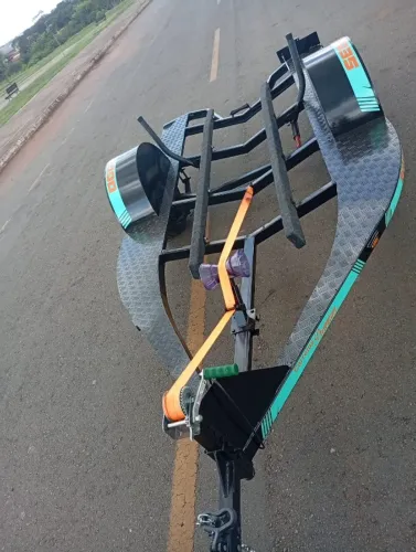 "Carretinha pra jet ski nova  A pronta entrega adesivo da car do jet do cliente Aparti de 