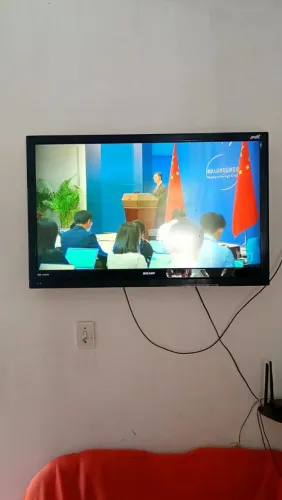 Vende-se essa TV 43 Polegadas