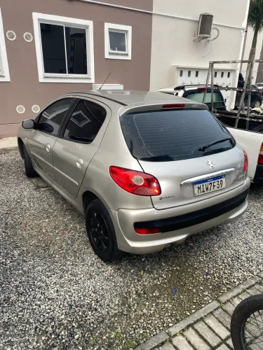 Peugeot 207 XR Sport 1.4 Flex 8V 5P 2011