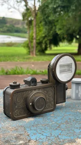 câmera analógica Lomography La Sardina