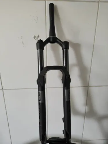 Suspensão rock Shox psylo 160mm