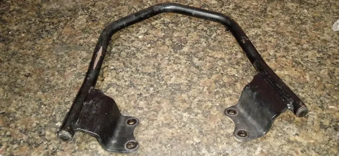 Vendo alcinha, e carenagem traseira da Fazer 150