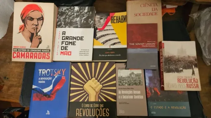 Lote livros Acadêmico: História e Revoluções (10 vol.)