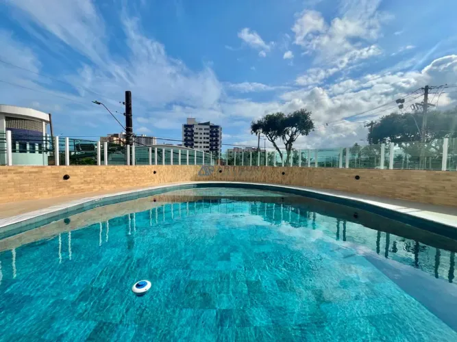 Apartamento à Venda em Praia Grande com 2 quartos, 2 banheiros, 1 vaga e 88m²