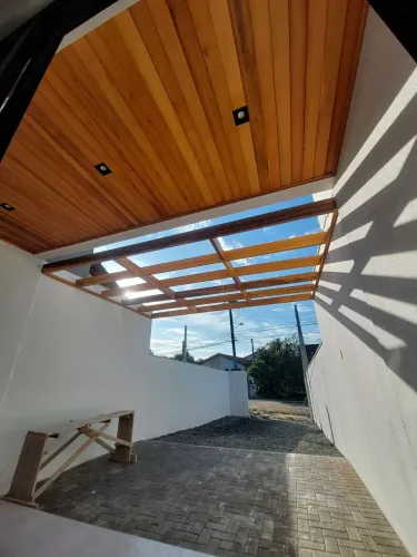 Instalação de forro, deck e pergolado 