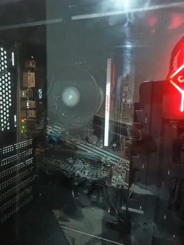 Kit ryzen - R5 + A520m msi + 16gb juhor 3600hz