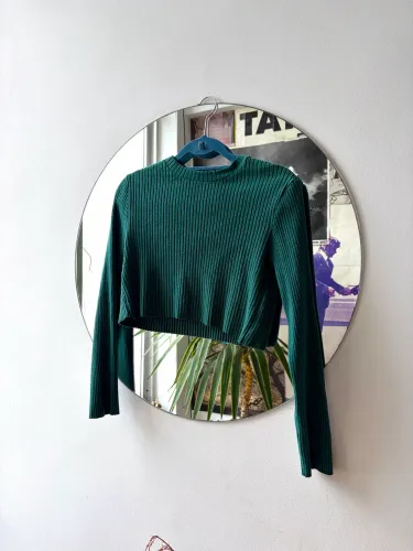 Cropped verde manga zara