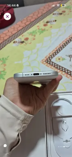 iPhone 16 Branco