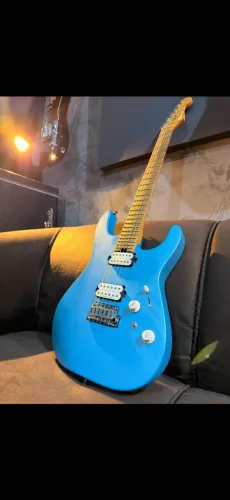 Guitarra Charvel DK24