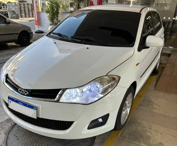 Chery Celer Hatch 1.5 16V Flex 5P 2015