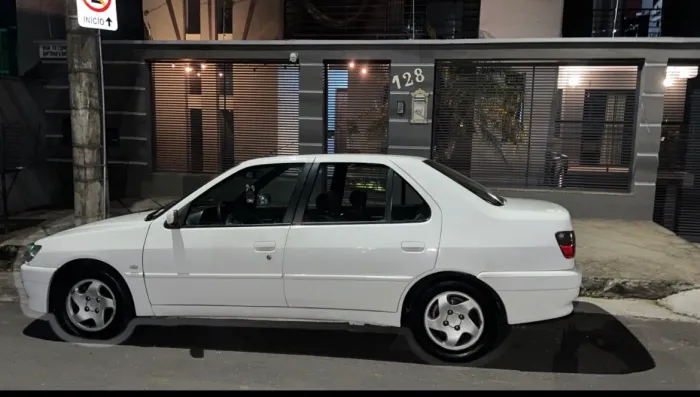 Peugeot 306 Passion Sedan 1.8 16V 2000