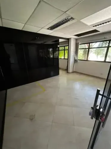 Sala comercial na Rua do Horto, 305 - Sala 1  380 m²