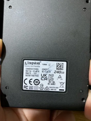 SSD Kingston A400 240GB 2.5" SATA - Excelente Estado