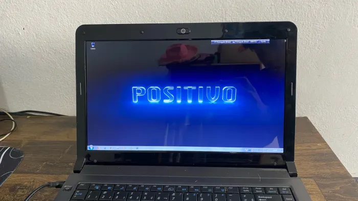 Notebook Positivo Celeron Dual Core, 4GB RAM, HD 500GB + Office