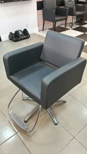 Cadeiras de cabeleireiro