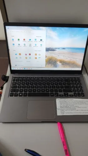 NOTEBOOK 15,6" FULL HD nano- Intel Core i3 de 11ª Geração RAM: 4GB, SSD NVMe de 256GB M.2
