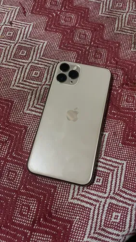VENDE SE IPHONE 11 PRO 256gb