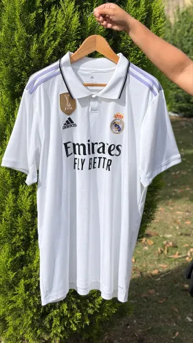Camiseta Real Madrid da temporada 2022/2023 original personalizada com R7 atrás