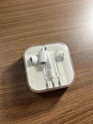 Fone Apple *novo* com Fio Lightning