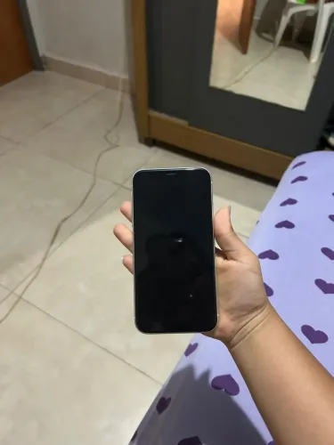 Vendo IPhone XR 64gb 76% de bateria 