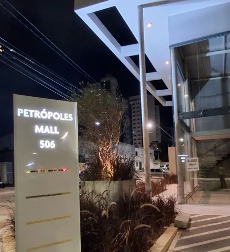 Locação Lojas Petrópolis Mall 506 *