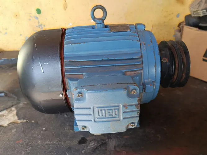 Motor weg trifásico 10cv 4 polos 220-380V