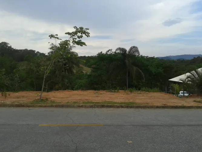 Lote / Terreno à venda em Brumadinho, no bairro Gran Royalle Casa Branca (Piedade Do Parao