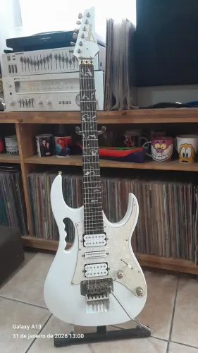 GUITARRA IBANES JEM STEVAI VAI C/ UP GRADES.