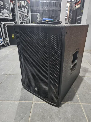 Subwoofer RCF 905-AS II