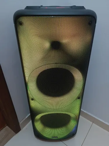 Caixa Amvox Amplificada com bateria de ater 5 horas 