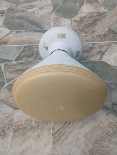 Ubiquiti Prismstation-5-30 Horn Antena Setorial 30º 19dbi Com defeito