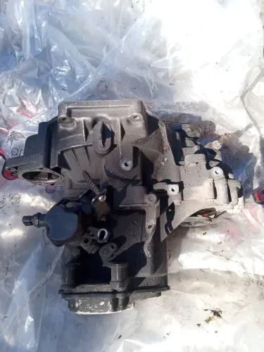 Vendo câmbio Escort CHT 1.6