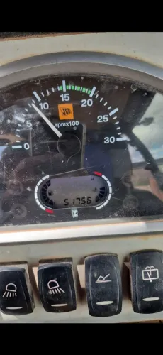 VENDO MÁQUINA RETROESCAVADEIRA JCB 3CX