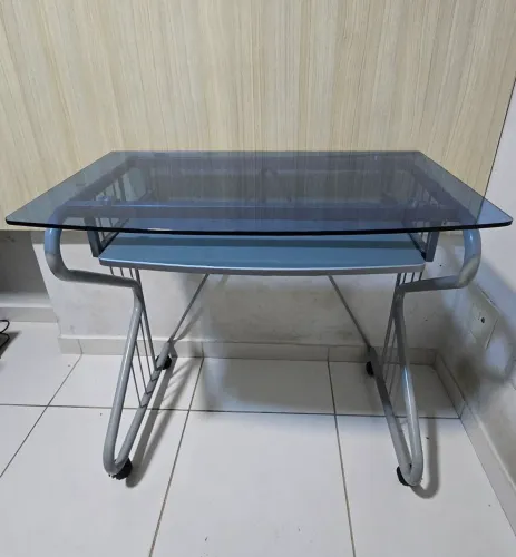 Mesa para Computador em Vidro 80x50 cm