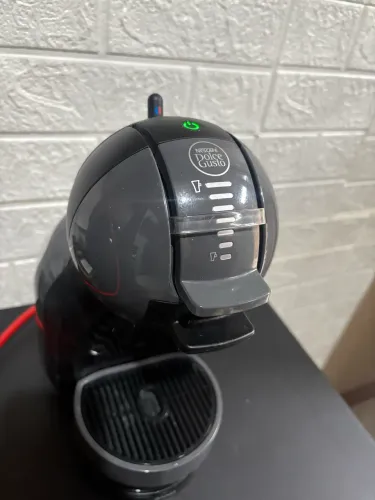 Máquina de Café Nescafé Dolce Gusto