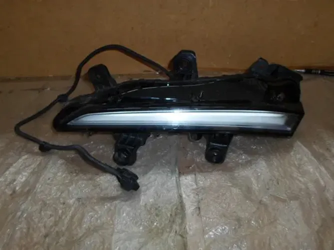 Farol De Milha Auxiliar Drl Led Direito Peugeot 208 2022 24 Branco
